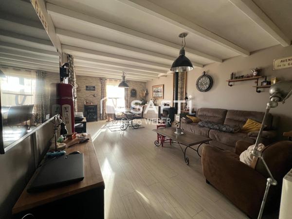 Rareté pour ce bijou de plain pied avec ses 3 chambres habitable de suite