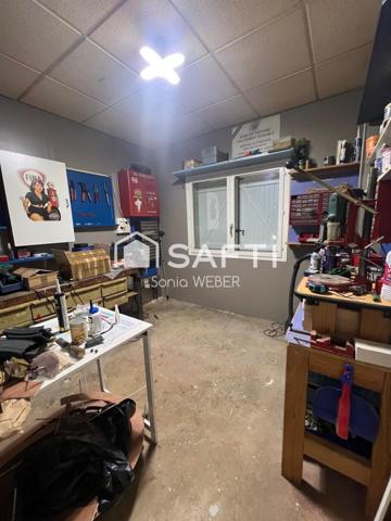 Rareté pour ce bijou de plain pied avec ses 3 chambres habitable de suite