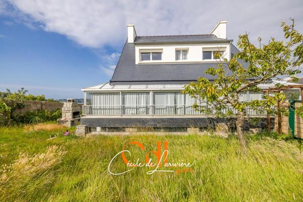 Superbe vue mer, Chateau du Taureau et île Noire, grands espaces dedans et en extérieur, très beau potentiel !