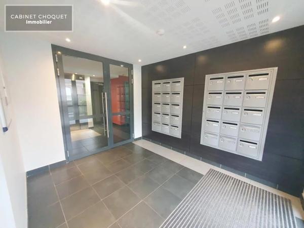 F2 AVEC PARKING ET TERRASSE A VENDRE - ST ANDRE LEZ LILLE SAINT HELENE - 41.5 m 2 - 145 000 €