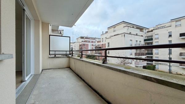 RESIDENCE RECENTE - TRES BON ETAT