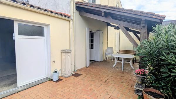 Maison à vendre 6 pièces CHERVES RICHEMONT (16)