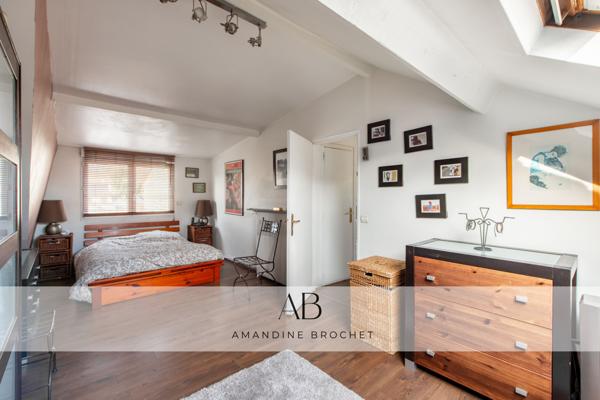 Maison 8 pièces - 170 m² Exclusivité efficity