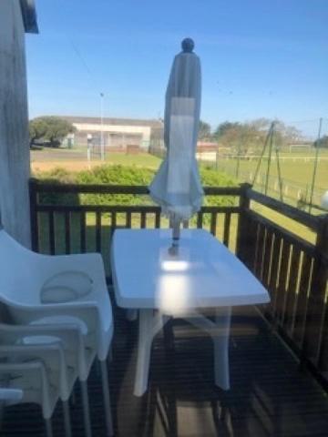 Beau T3 à 400m de la plage dans résidence de tourisme