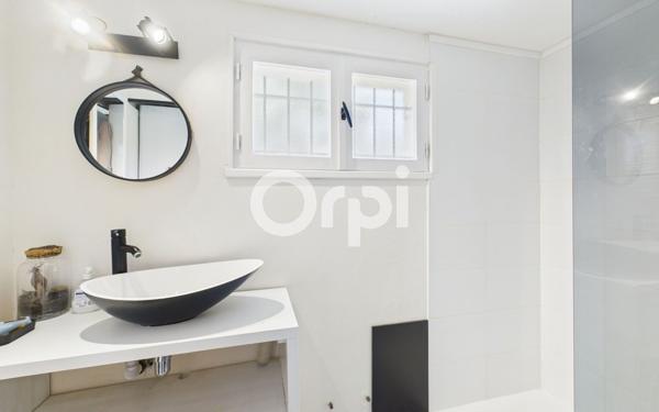 Maison à vendre    3 pièces •  Tourrettes