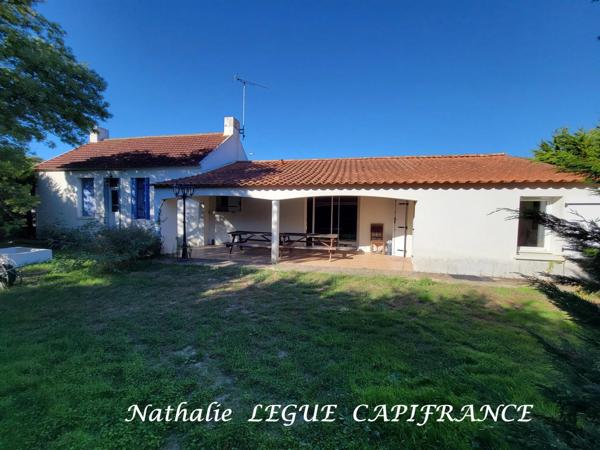 LA BARRE DE MONTS / FROMENTINE (85) proche île de NOIMOUTIER , VENDEE , Maison familiale à vendre 10 pièces 141 m² 5 chambres, 4 WC , 4 salles d'eau , puits,  850m² clos