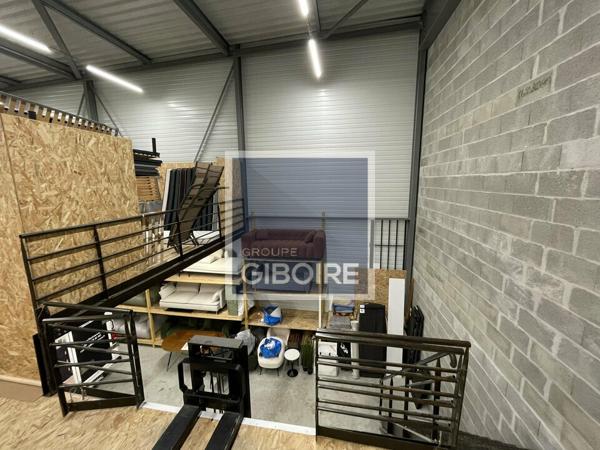 Local d'activites 475 m² à louer SAINT-BARTHLEMY-D'ANJOU (réf : 49.017490)