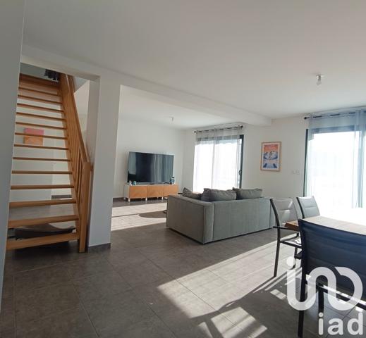 Maison 5 pièces de 108 m² à Octeville-sur-Mer (76930)