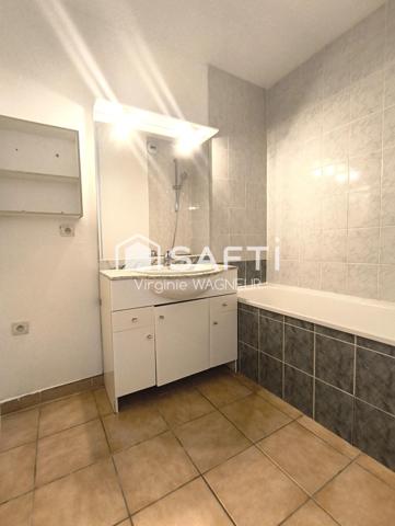 T2 dans Résidence avec Piscine et Parking Privé