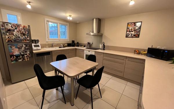 Maison à vendre    5 pièces • 121 m2 Bourg-de-Péage