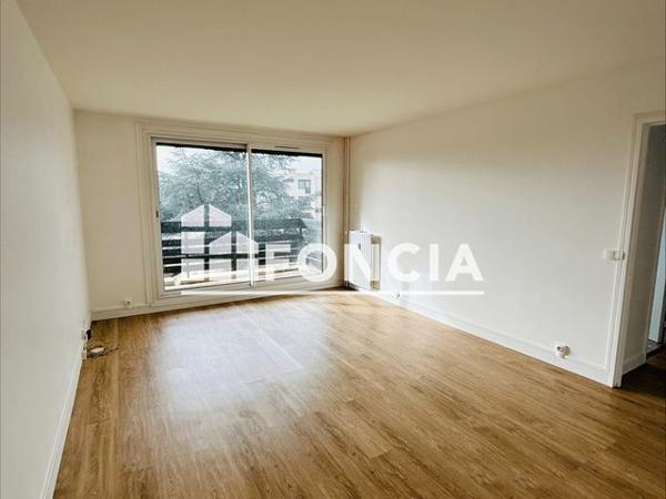 Location Appartement 3 pièces 70.7 m² - 2 RUE WATTEAU Saint Michel Sur Orge 91240