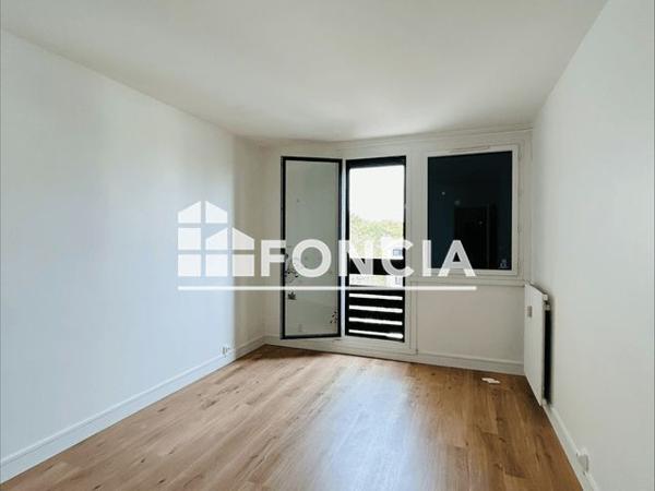 Location Appartement 3 pièces 70.7 m² - 2 RUE WATTEAU Saint Michel Sur Orge 91240