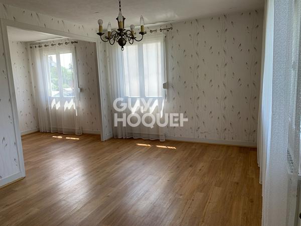 Charmante maison sur sous sol à CHATEAUDUN