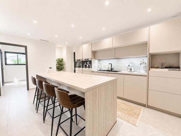 Maison neuve plain-pied 126m² terrain 420m² garage 20m²