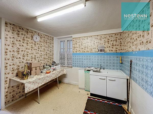 Maison 120 m² environ - gros potentiel pour ce projet de rénovation ! Terrain 1 730 m² à MONTVERDUN