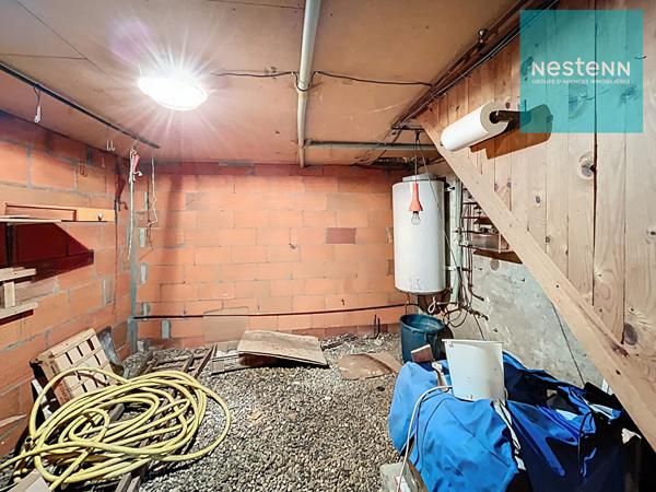 Maison 120 m² environ - gros potentiel pour ce projet de rénovation ! Terrain 1 730 m² à MONTVERDUN