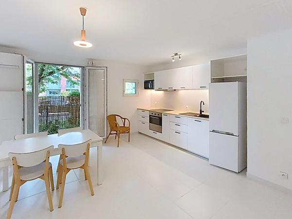 Entièrement rénové,  uniquement pour investisseur