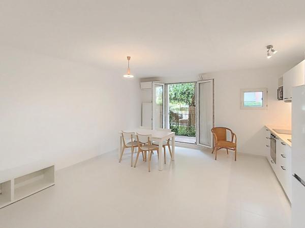 Entièrement rénové,  uniquement pour investisseur