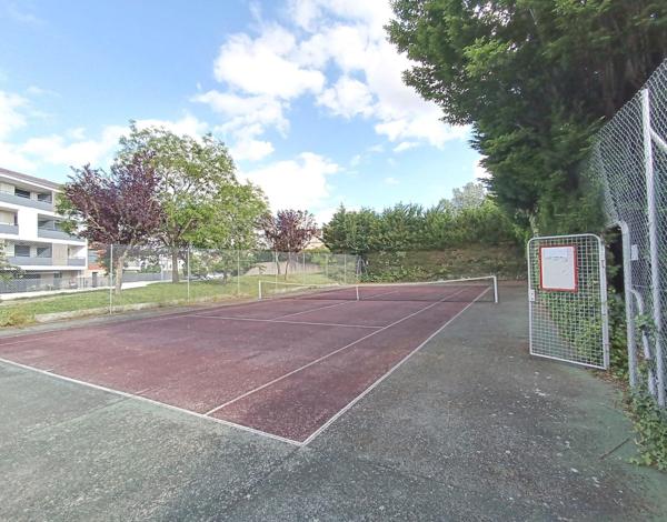 Entièrement rénové,  uniquement pour investisseur