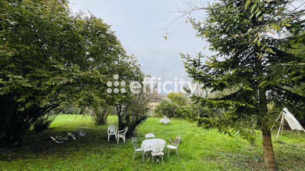 Maison 10 pièces - 329 m² Exclusivité efficity