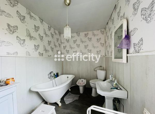 Maison 10 pièces - 329 m² Exclusivité efficity