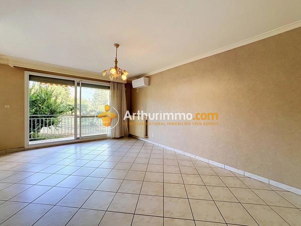Vente                                                      Appartement
                        
                     4 pièces                      79 m2                     à La Verpillière