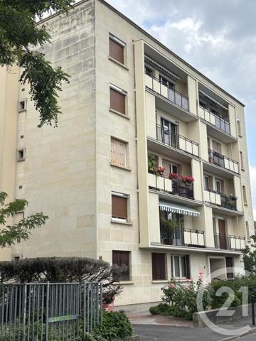Appartement F4 à vendre  4 pièces - 70,74 m2 ST MAUR DES FOSSES - 94