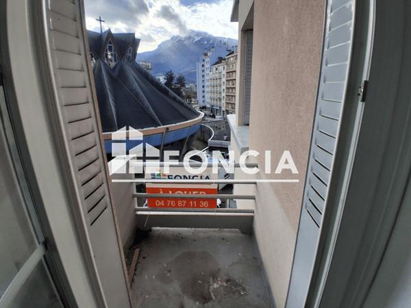 Location Appartement 3 pièces 53.21 m² - LE CILOR Grenoble 38000