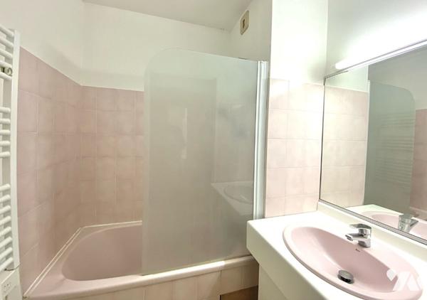 LA BAULE LES PINS - LAJARRIGE  Studio terrasse proche plage