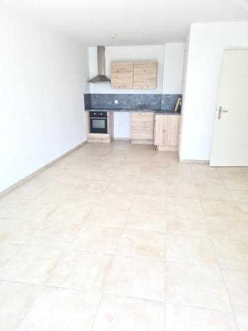 Appartement plus garage