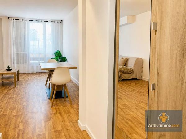 Location                                                      Appartement
                        
                                         32 m2                     à Beauvais