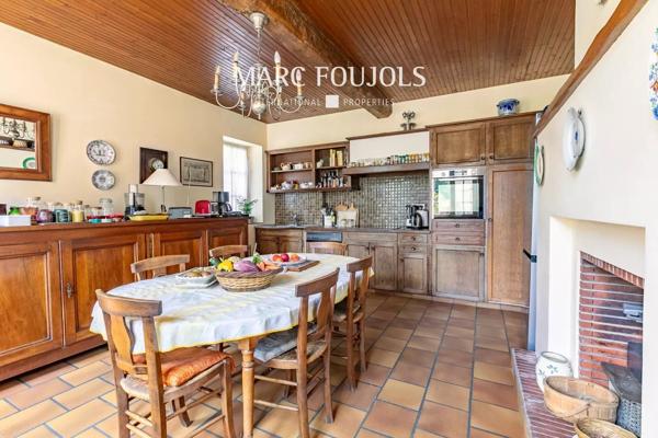 Chantilly – Corps de Ferme – Piscine