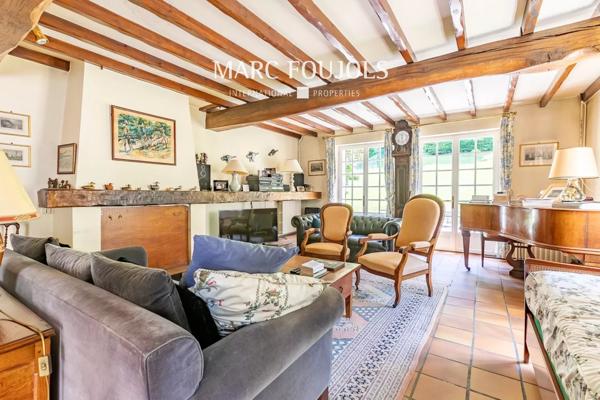 Chantilly – Corps de Ferme – Piscine