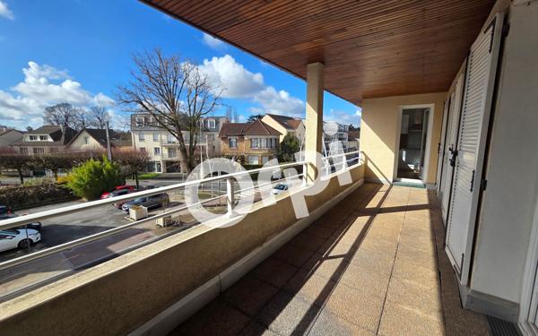 Appartement à louer    3 pièces •  Sainte-Geneviève-des-Bois