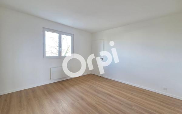 Appartement à louer    3 pièces •  Sainte-Geneviève-des-Bois