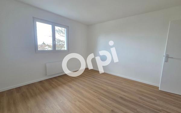 Appartement à louer    3 pièces •  Sainte-Geneviève-des-Bois