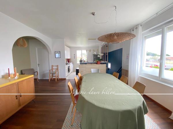 Maison à vendre 6 pièces sur SAINT HILAIRE DE RIEZ (85) à deux pas de ST GILLES CROIX-DE-VIE, maison 4 chambres, parcelle de 520 m2