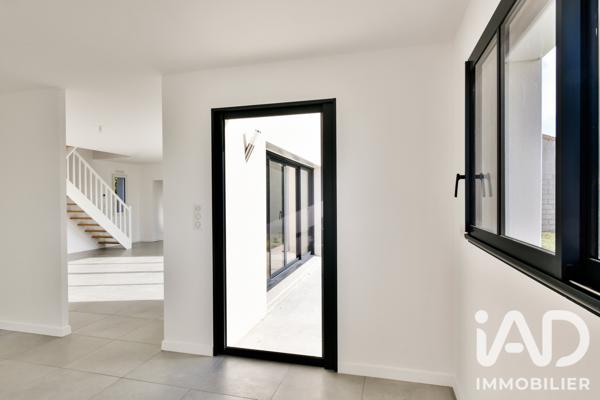 Maison à vendre 6 pièces 149 m² Magné