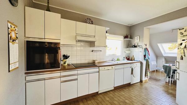 À vendre – Superbe maison traditionnelle idéalement située à Crozon, à deux pas du centre-ville et de toutes ses commodités.