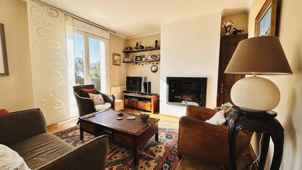 À vendre – Superbe maison traditionnelle idéalement située à Crozon, à deux pas du centre-ville et de toutes ses commodités.