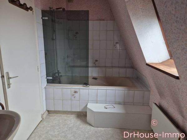 Maison à vendre 8 pièces de 225 m²