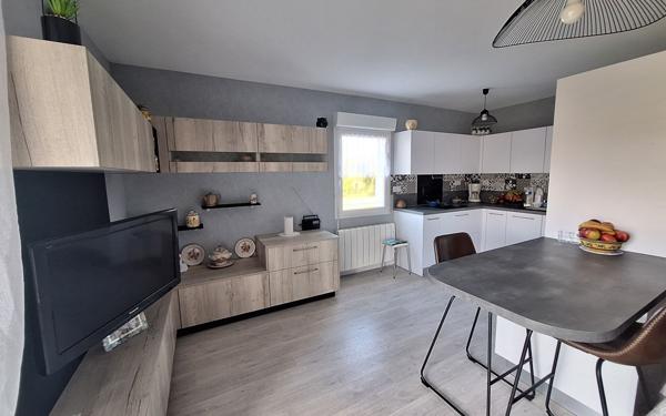 Appartement à vendre    3 pièces • 61 m2 Trébeurden