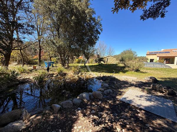 PROPRIETE DE 220M2 AVEC PISCINE SUR 3388M2 DE TERRAIN DEPENDANCE GARAGE ATELIER