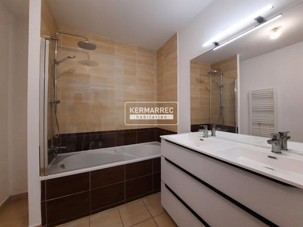 Appartement 3 pièces – 65 m² environ à Saint-Nazaire (ref : 79020SN)