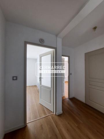 Appartement 3 pièces – 65 m² environ à Saint-Nazaire (ref : 79020SN)