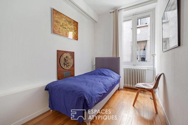 Appartement ancien rénové en plein coeur du quartier Ainay