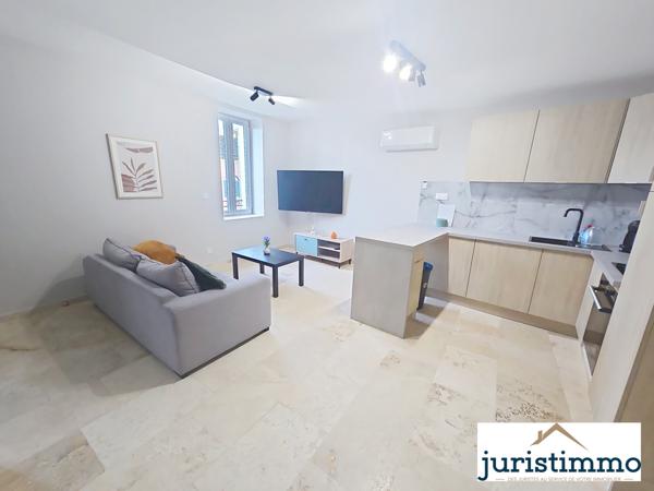 Camaret-sur-Aigues (84850) Charmant T2 rénové avec goût – 46 m² – Alliant charme et modernité à Camaret sur Aigues