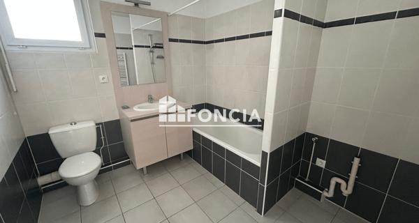 À vendre Appartement 2 pièces 41 m² - Nîmes 30000