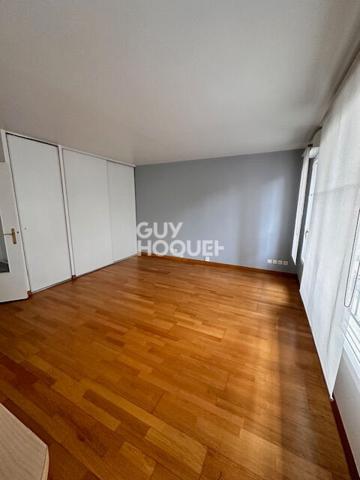 A louer Grand STUDIO Coeur Centre Ville