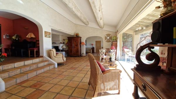 Grambois (84240) Domaine d’exception en Provence de 3 hectares / 515 m² habitables / Luberon, Grambois